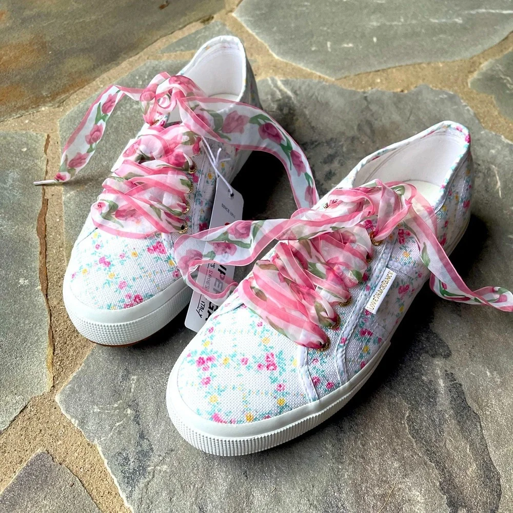 Anthropologie-Superga 2750 Fancot Lace up Round toe Floral Sneaker GREEN LEAF